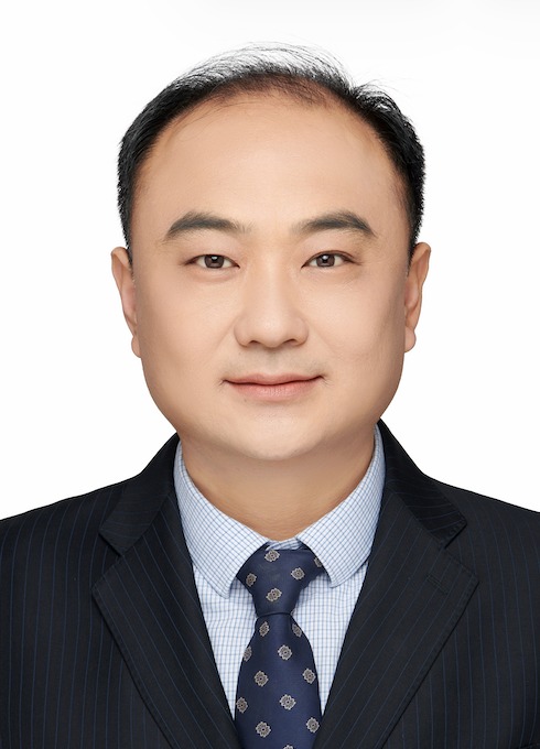 王旭锋　党委书记